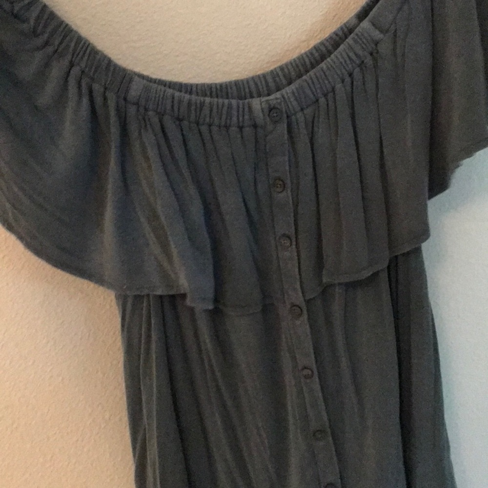 American eagle off the shoulder shirt